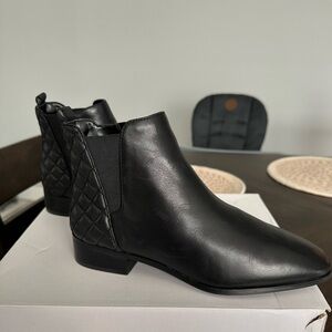 Aldo Black size 9 booties